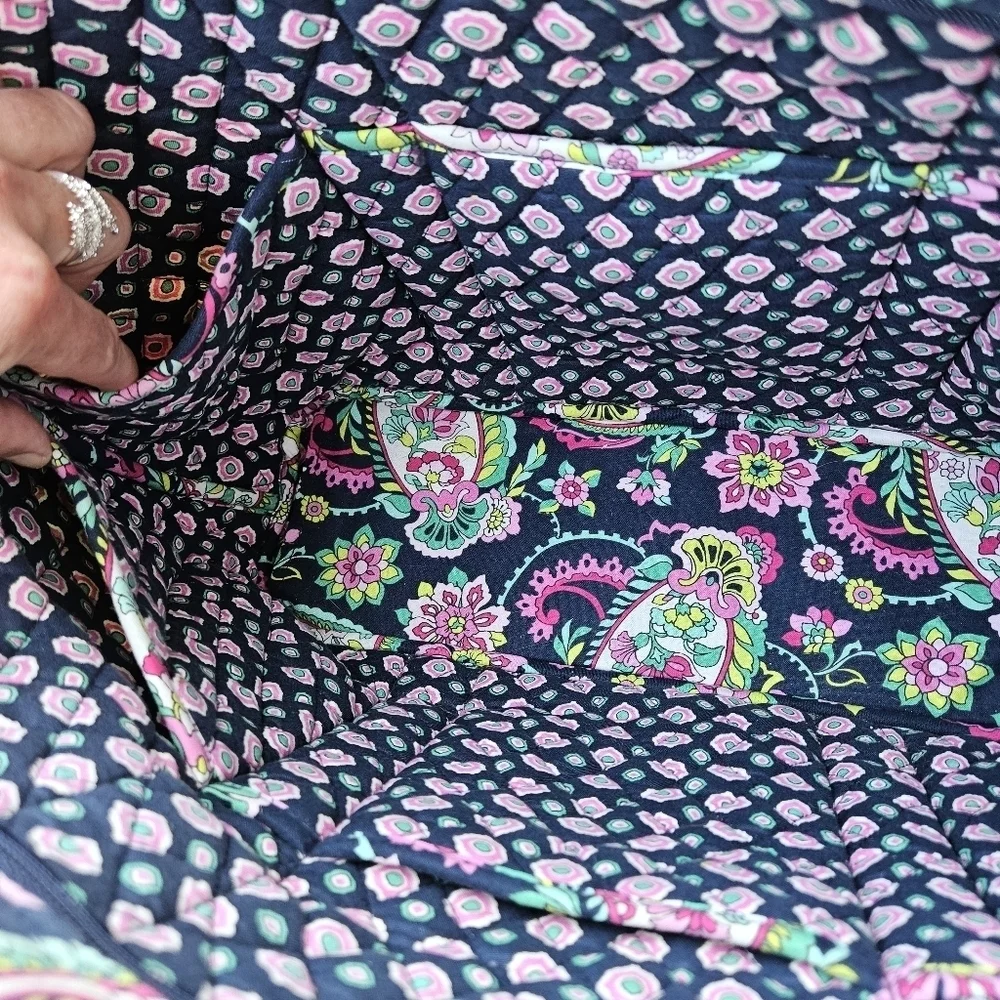 Vera Bradley Petal Paisley Tic Tac Tote Large Floral Shoulder Bag Zip Top